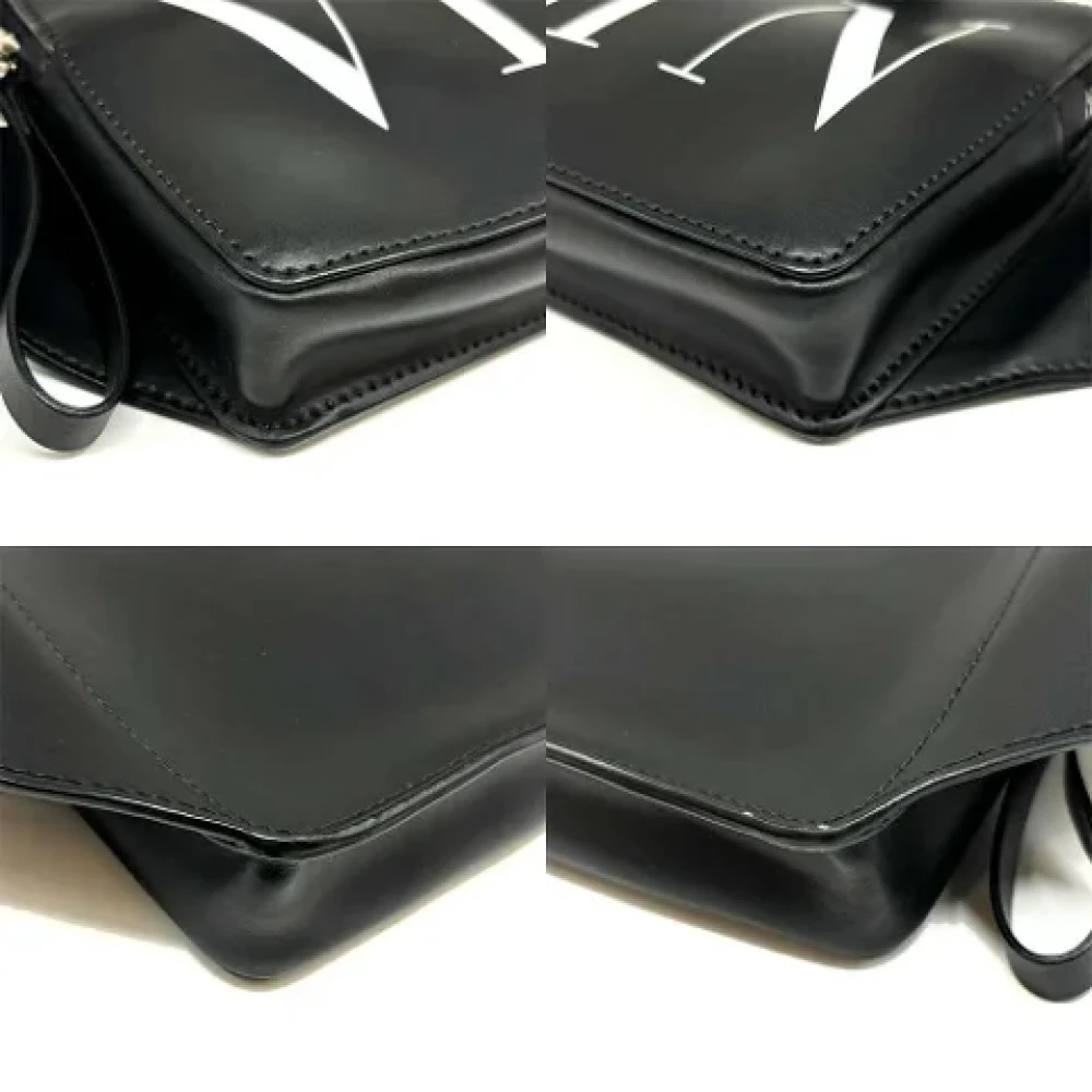Valentino Vintage Pre-owned Leather crossbody-bags Black Heren