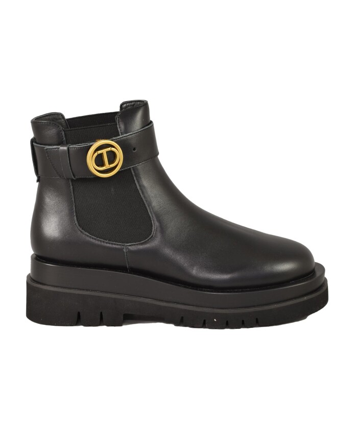beatle-ankle-boot-in-leather