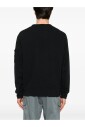 pull-en-coton-bleu-avec-poche-a-pression