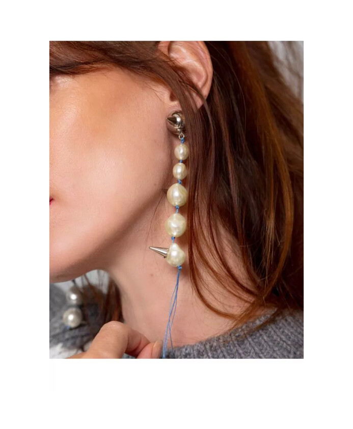 clip-on-oorbellen-met-hars-en-parels