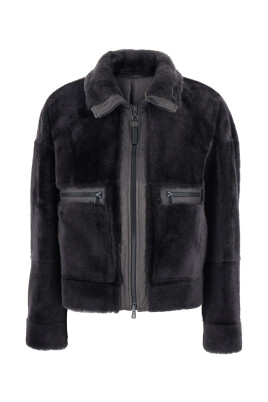 grey-shearling-jacket-with-front-pockets