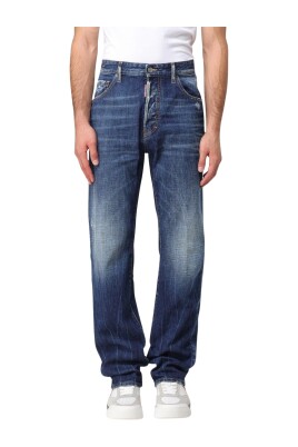 stylish-relaxed-fit-denim-jeans