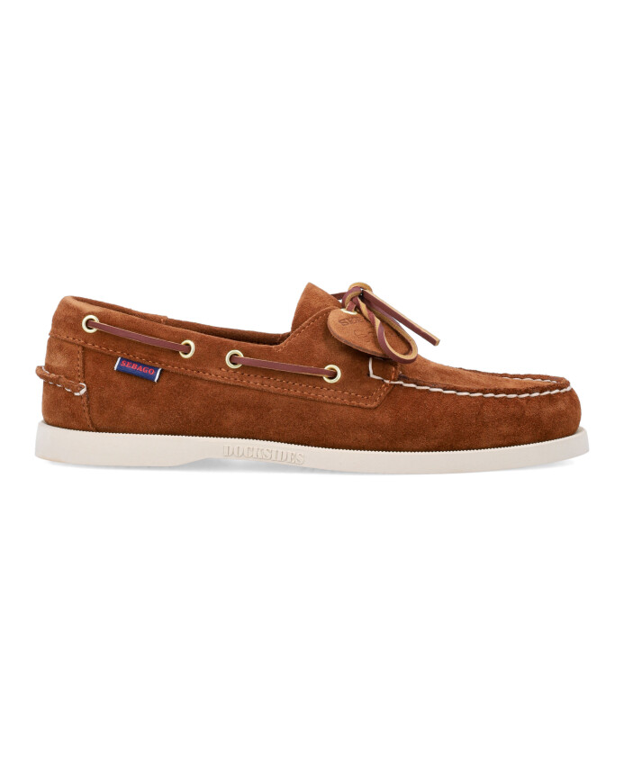 chaussures-decontractees-en-cuir-marron