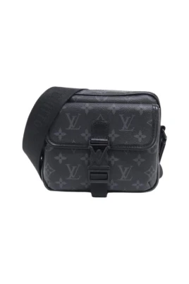 Pre-owned Monogram Eclipse Get Away Messenger Shoulder Bag
