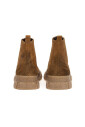 bottes-en-daim-marron