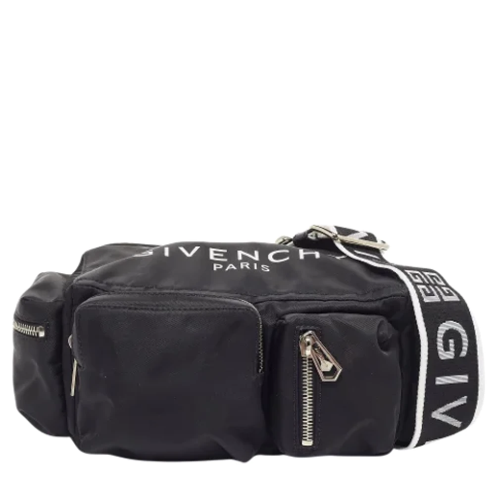 Givenchy Pre-owned Nylon shoulder-bags Black Dames