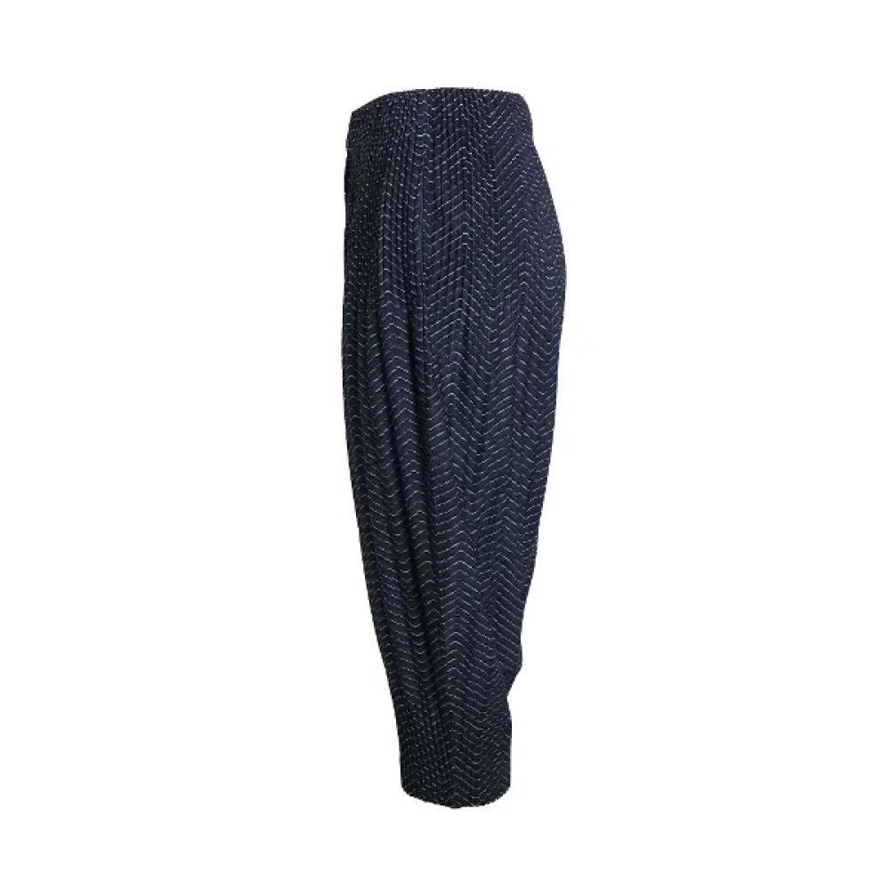 Issey Miyake Pre-owned Polyester bottoms Blue Dames