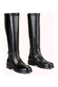botte-plate-avec-materiau-stretch