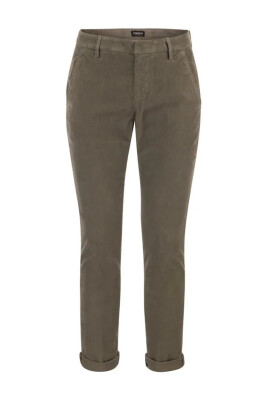 slim-fit-denim-jeans