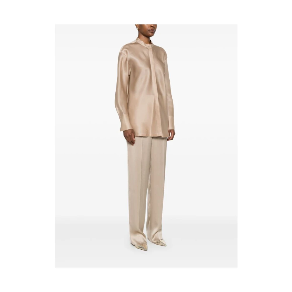 Giorgio Armani Zijden Taffeta Overhemd met Bandkraag Beige Dames