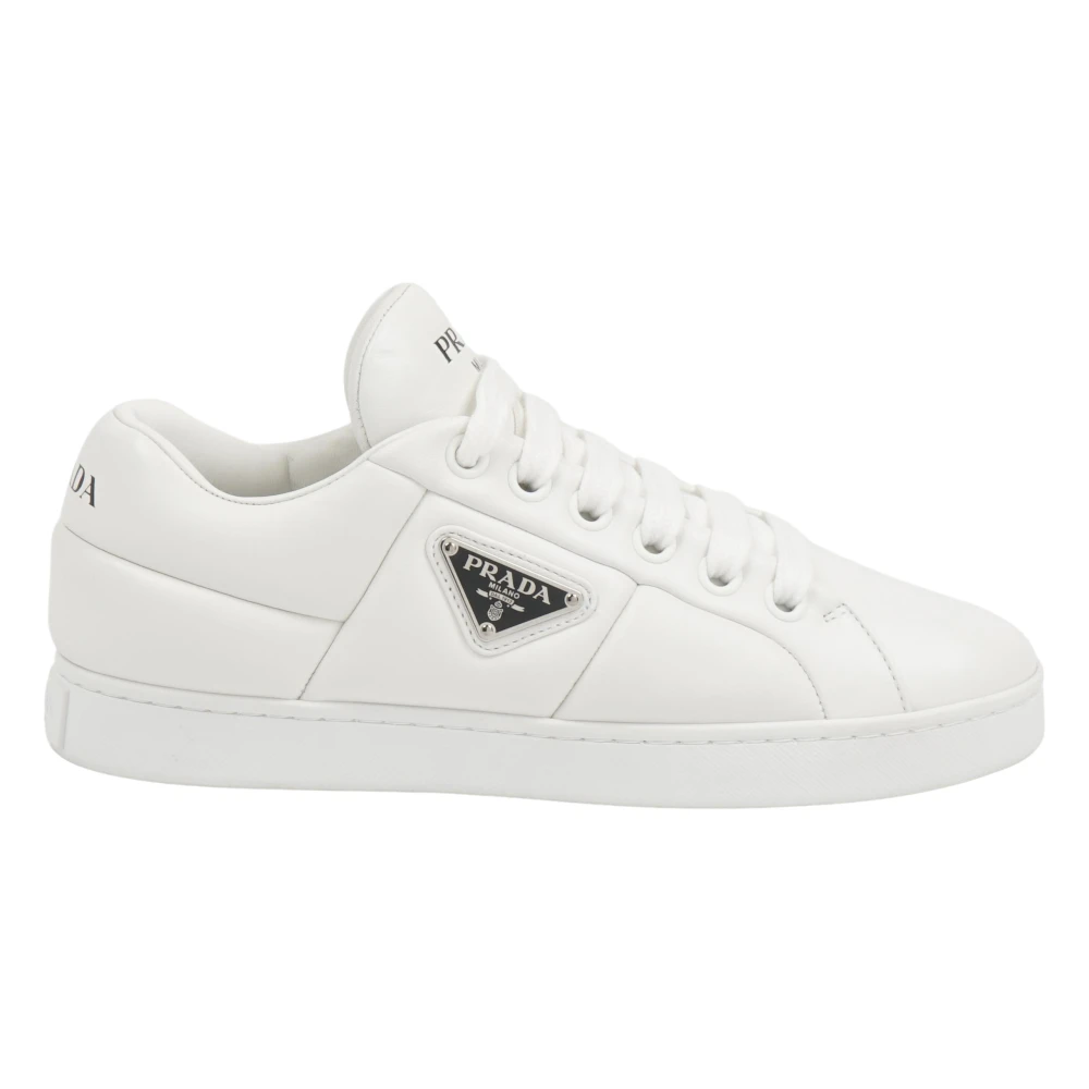 Prada Gewatteerde Nappa Leren Sneakers Dames Schoenen Wit