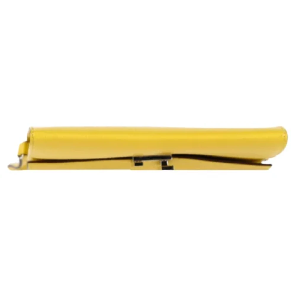 Hermès Vintage Pre-owned Leather clutches Yellow Dames