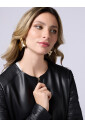 veste-combinee-avec-decoupes-laser