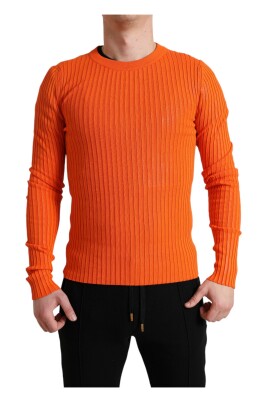 round-neck-knitwear