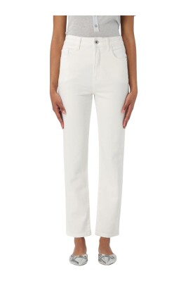white-straight-leg-jeans