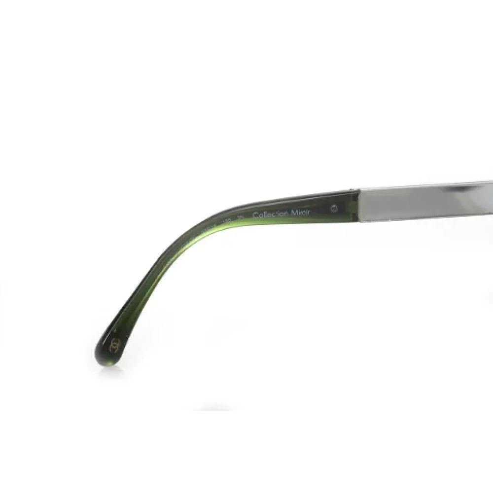 Chanel Vintage Pre-owned Plastic sunglasses Green Dames