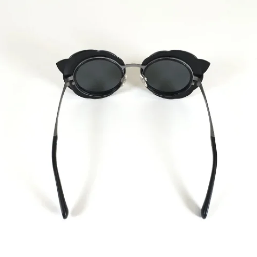 Chanel Vintage Pre-owned Metal sunglasses Black Dames