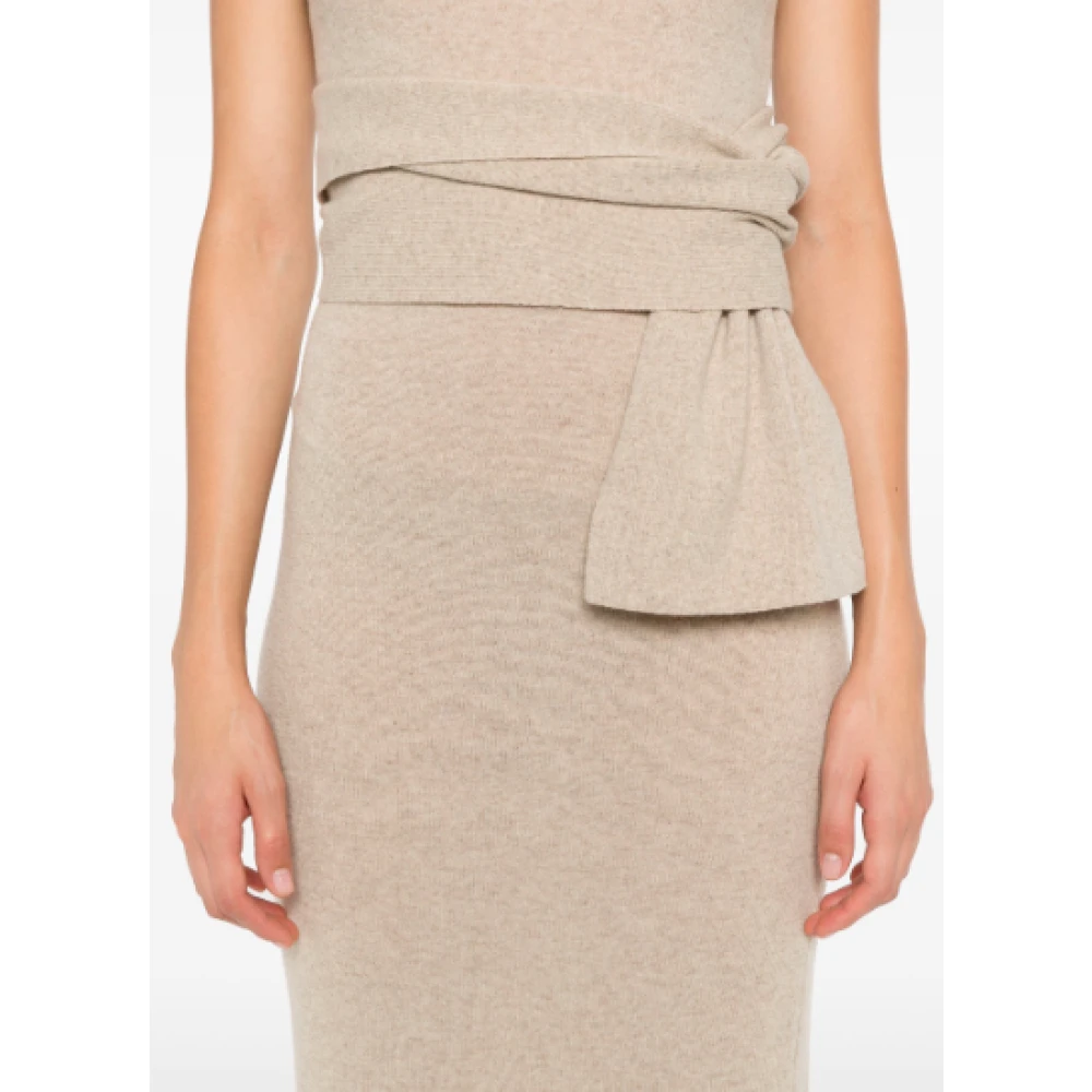 MM6 Maison Margiela Oat Midi Jurk Stijlvol en Elegant Beige Dames