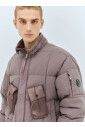 matte-puffer-jacket-met-glanzende-panelen
