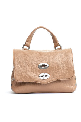 chic-tan-postina-handbag