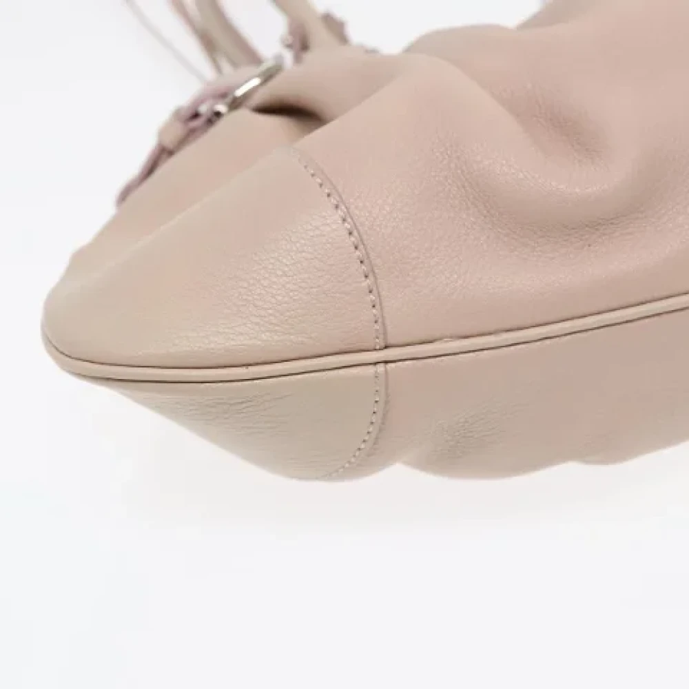 Salvatore Ferragamo Pre-owned Leather handbags Beige Dames