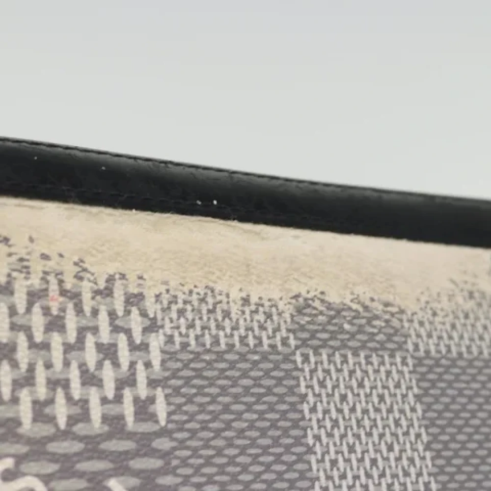 Louis Vuitton Vintage Pre-owned Canvas clutches Gray Dames