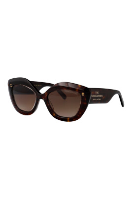 lunettes-de-soleil-elegantes-avec-modele-800-s