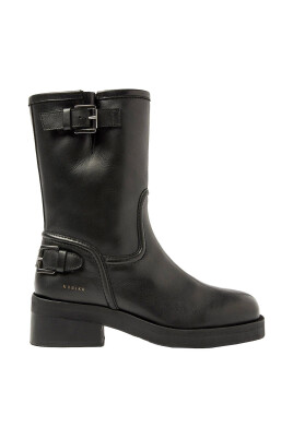 eve-leva-boots