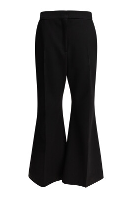 black-flared-trousers-elegant-style