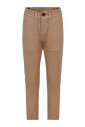 elegante-beige-broek-met-knoopsluiting