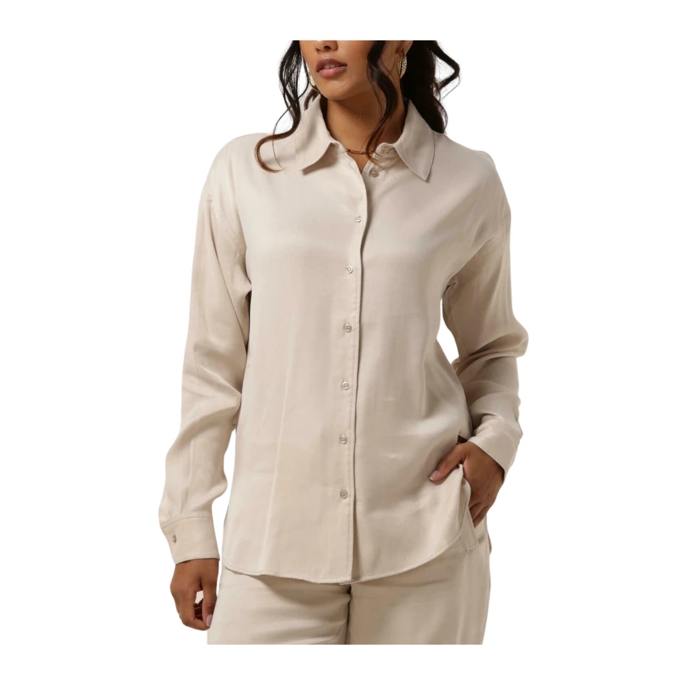 Moscow Butto Blouse in Off-White Beige Dames