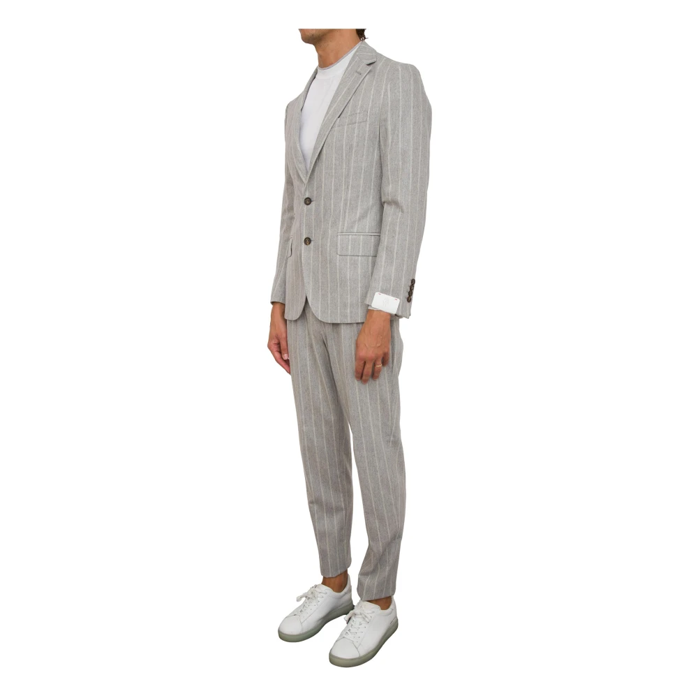 Eleventy Grijze Pakbroek Enkelborst Stijl Gray Heren