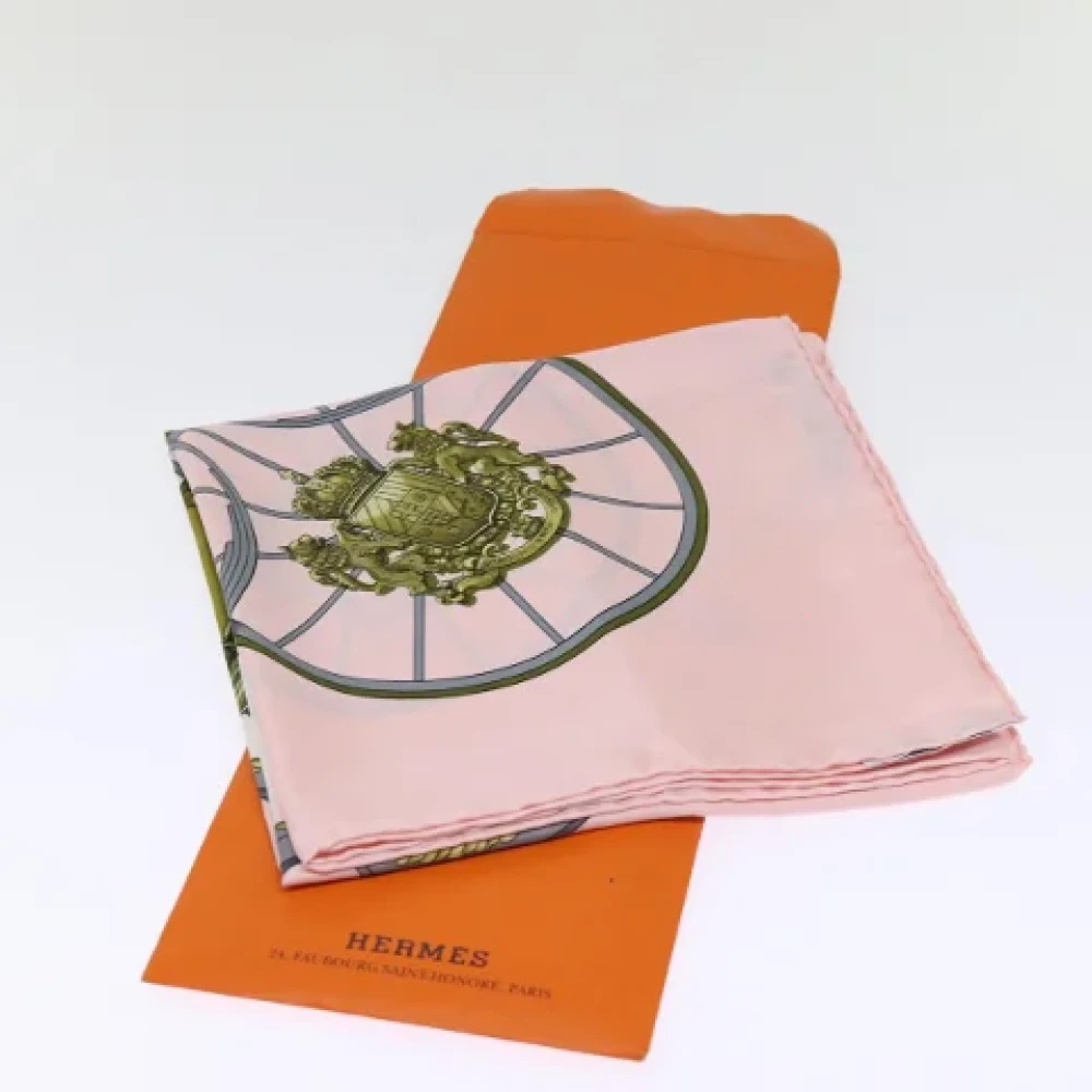 Hermès Vintage Pre-owned Silk scarves Pink Dames