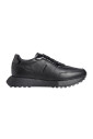 baskets-triple-noir-a-lacets