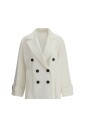elegante-veste-a-double-boutonnage-avec-revers
