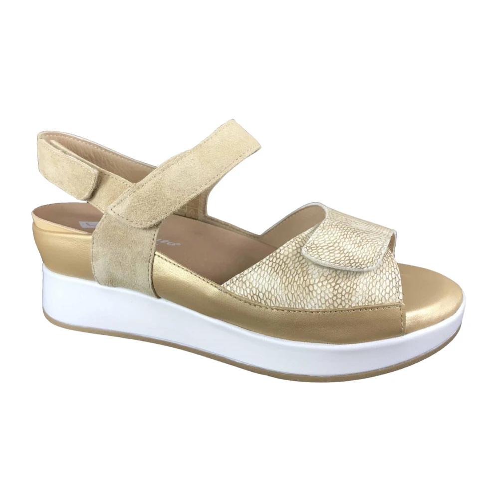 Piesanto Beige Schoenen Sandaal