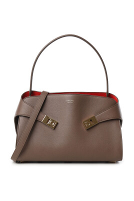 soft-shoulder-bag