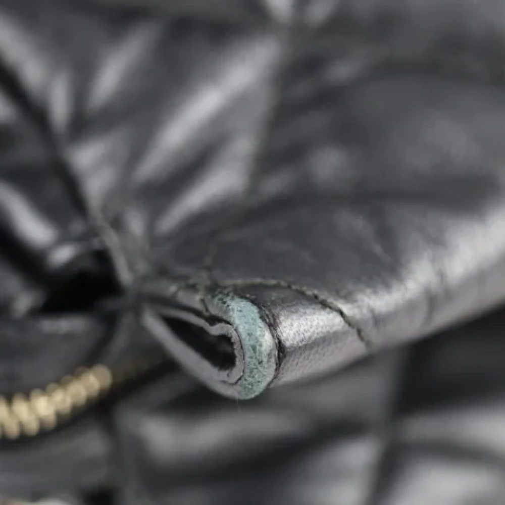 Salvatore Ferragamo Pre-owned Leather shoulder-bags Black Dames