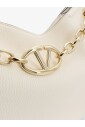white-leather-bag-with-magnetic-closure