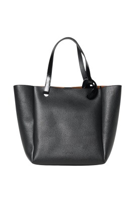 black-leather-tote-bag