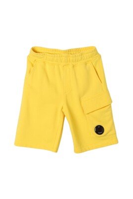 stylish-white-cargo-shorts-with-lens