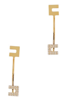 stylish-earrings-for-a-chic-look