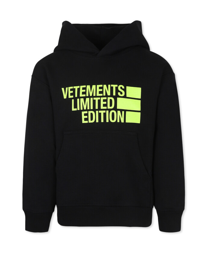 sweat-a-capuche-en-molleton-noir