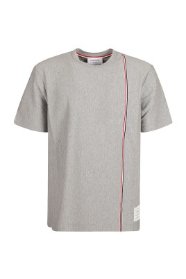 classic-t-shirt-for-everyday-wear