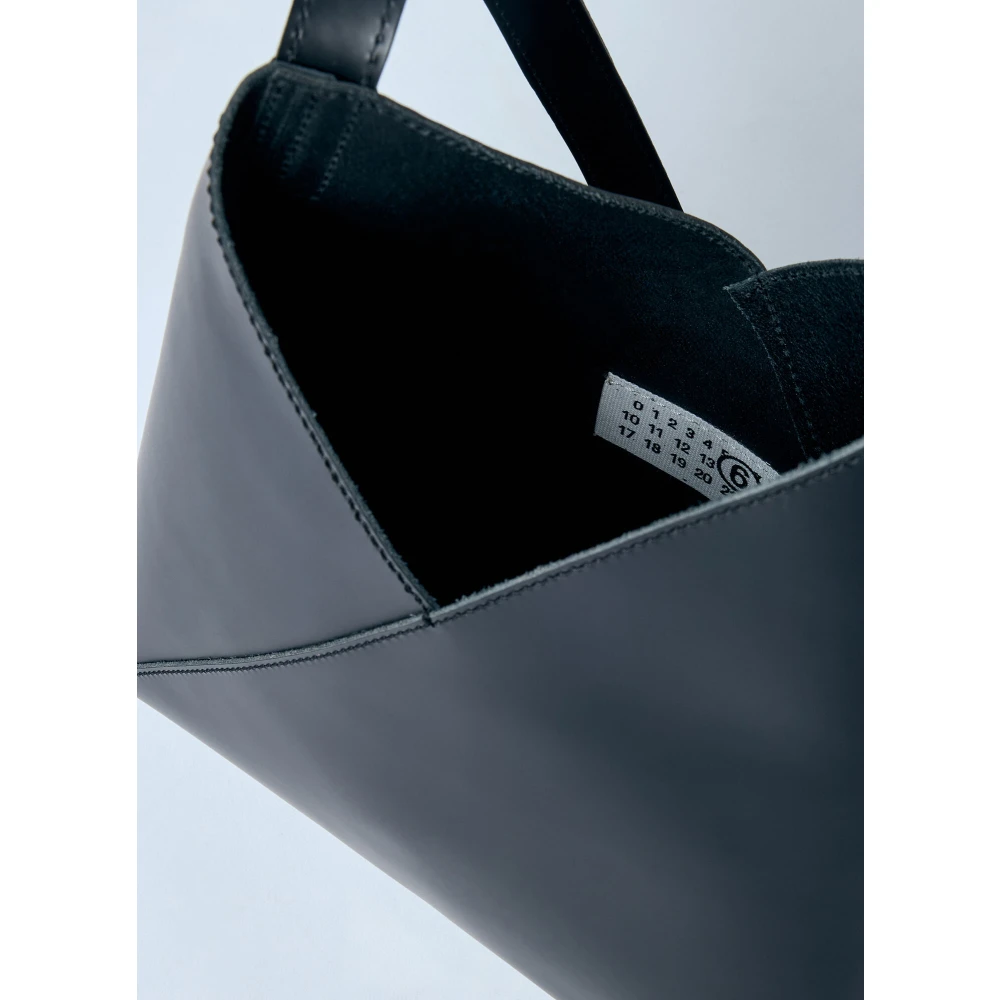 MM6 Maison Margiela Fortune Cookie Schoudertas Black Dames