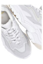 sneakers-en-cuir-blanc-avec-semelle-surelevee