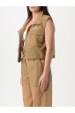 gilet-elegant-et-ajuste
