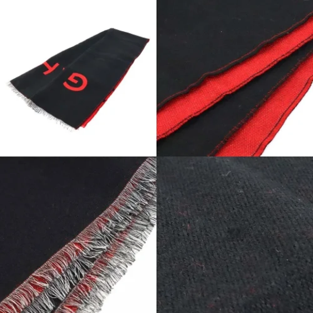 Givenchy Pre-owned Silk scarves Black Dames