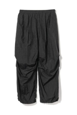retro-sporty-black-nylon-pants