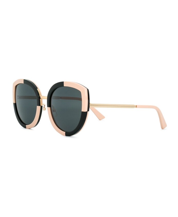 lunettes-de-soleil-noires-pour-un-usage-quotidien